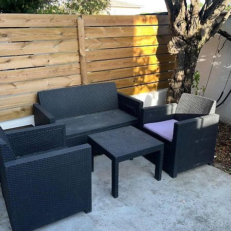 Appart Toulousaine Avec Patio Rdc Aucamville Exterior foto